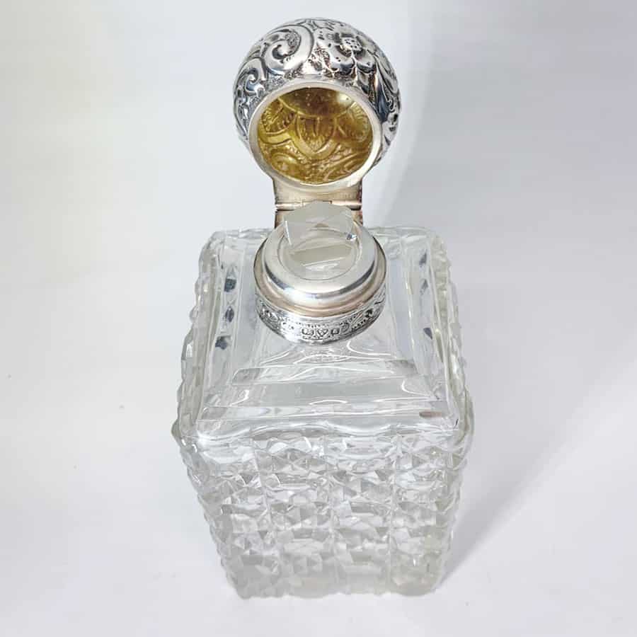 Hallmarked Silver Square Cut Glass Perfume Bottle Chester 1905