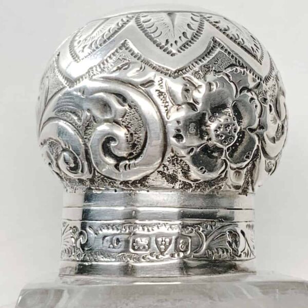 Hallmarked Silver Square Cut Glass Perfume Bottle Chester 1905
