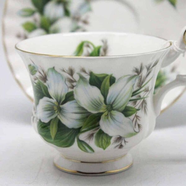 Royal Albert Trillium Pattern Tea Duo