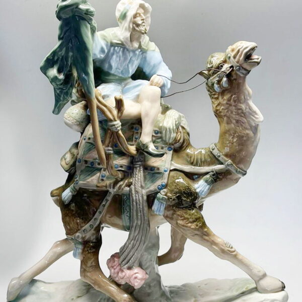 Amphora Turn Teplitz Man On Camel 1918 to 1939