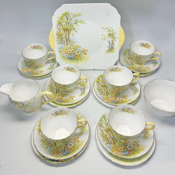 Shelley Daffodil Time Tea Set