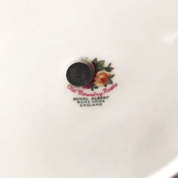 Royal Albert Old Country Roses Two Tier High Tea Cake Stand