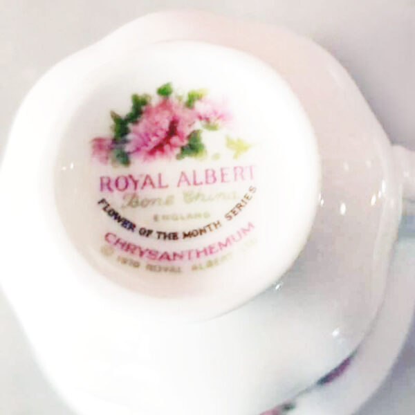 Royal Albert Flower Of The Month Miniature Duo November