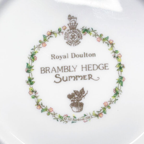 Brambly Hedge Royal Doulton Set Of Four Seasons 16cm Plates