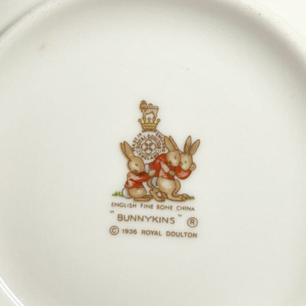Royal-doulton-Bunnykins-Cereal-bowl-bunnies-on-a-raft-marking Royal Doulton Bunnykins Picnic & Cake Stall Rack Plate