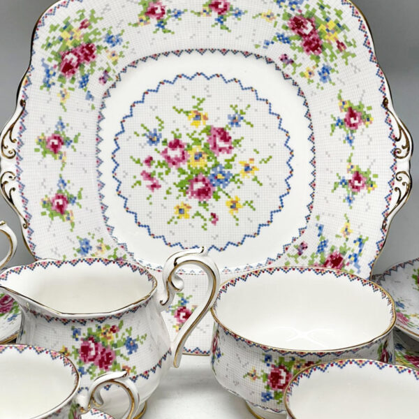 Royal Albert Petit Point 21 Piece Tea Set