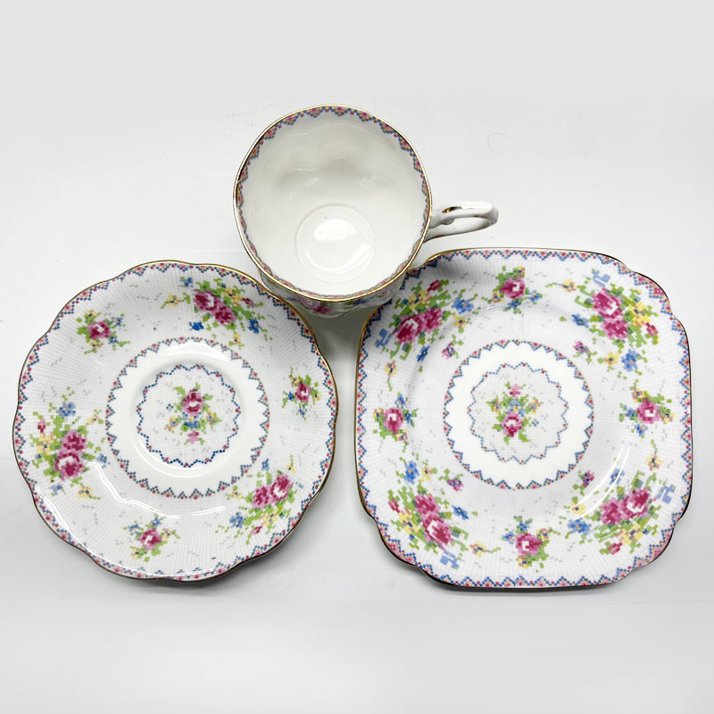 Tea Set Royal Albert Petit Point China 778676 Royal Albert Petit