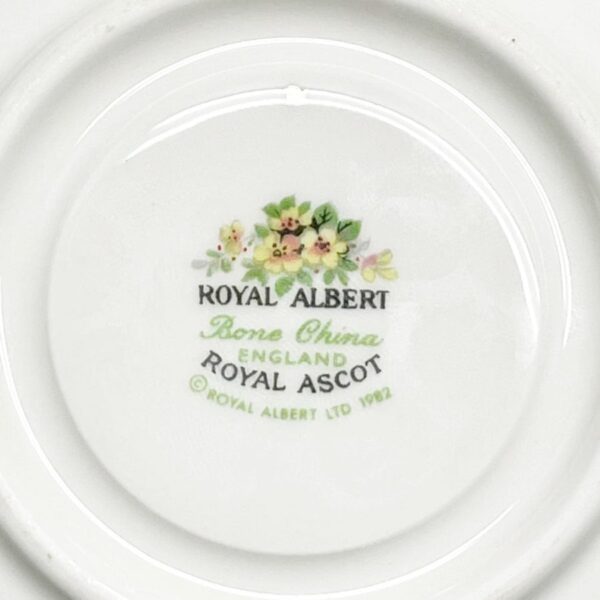 Royal Albert Royal Ascot 20 Piece Tea Service