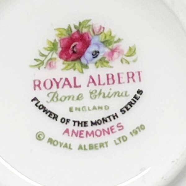 Royal Albert  Series Flowers of the Month Miniature Duo March