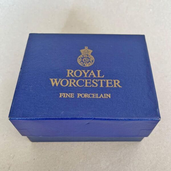 Royal Worcester Evesham Boxed Pair Serviette Rings