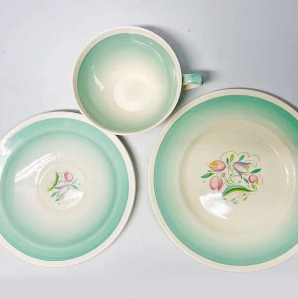 Susie-Cooper-Green-Dresden-Spray-Tea-Trio-2 Susie Cooper Green Dresden Spray Tea Trio