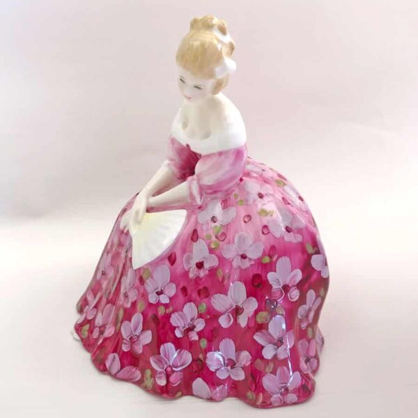 Royal Doulton Figurine Victoria HN2471