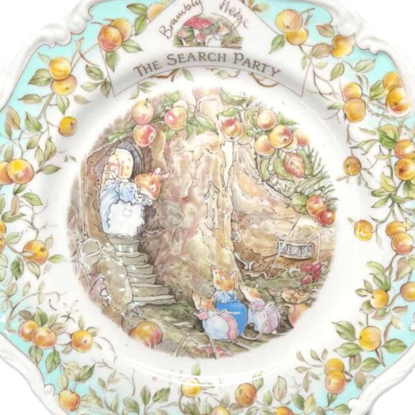 Brambly Hedge Royal Doulton The Search Party Plate