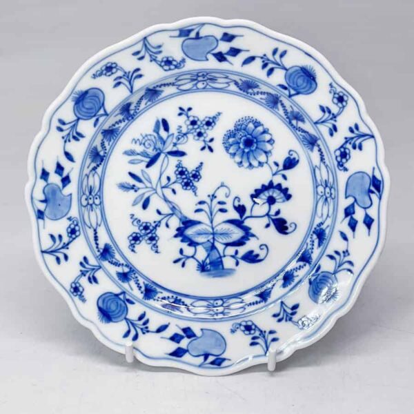 Meissen Onion Pattern Plate 17.5cm