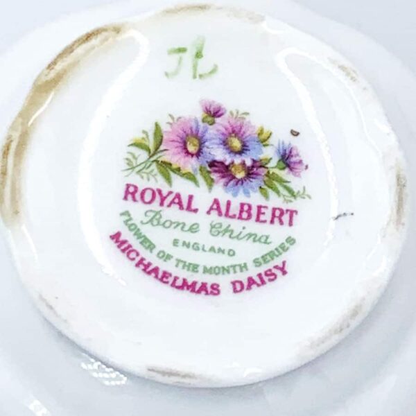 Royal Albert Flower Of The Month Posy September