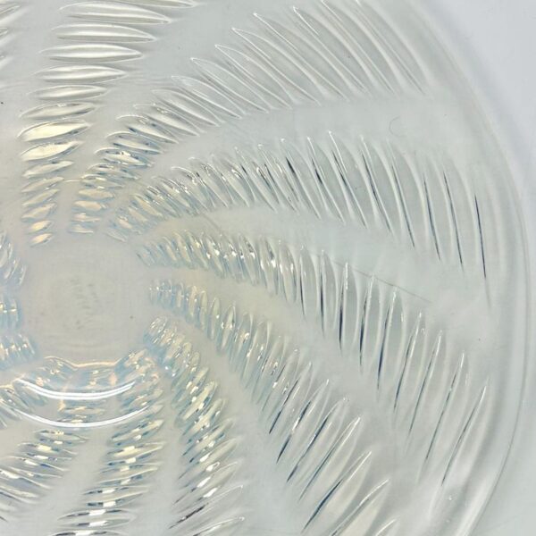 Rene Lalique Ondes Opalescent Plate C1935