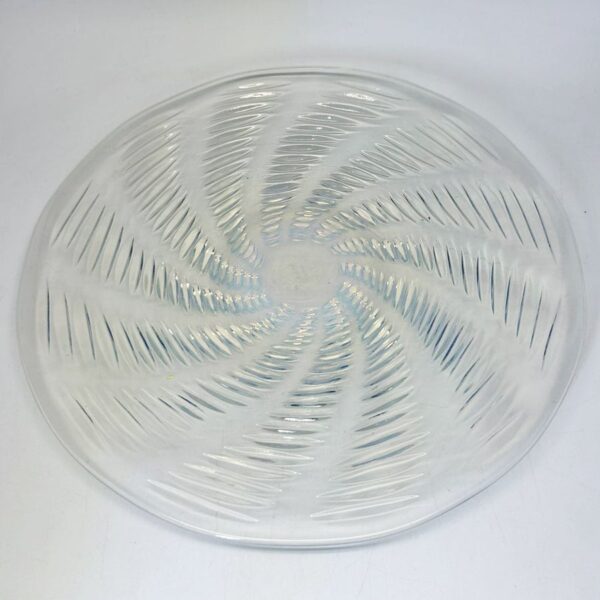 Rene Lalique Ondes Opalescent Plate C1935