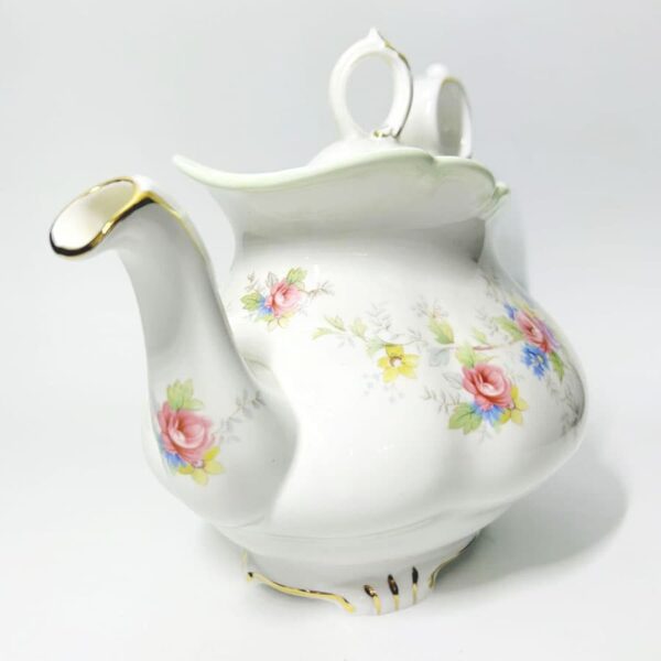 Royal Albert Victoria Colleen Large Tea Pot