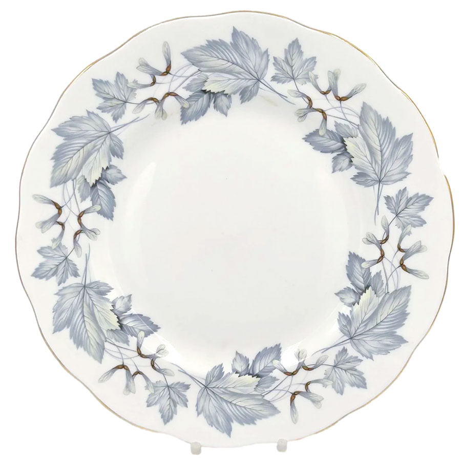 ビリヤード maple leaf Royal Albert Silver Maple Main Plate - Clyde on 4th Antiques