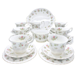 Royal Albert Winsome 21 Piece Tea Service