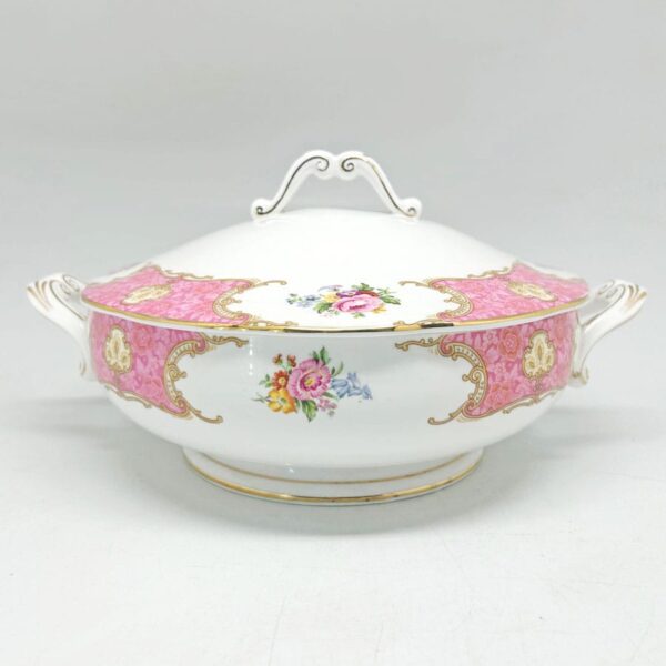 Royal Albert Lady Carlyle Vegetable Bowl and Cover