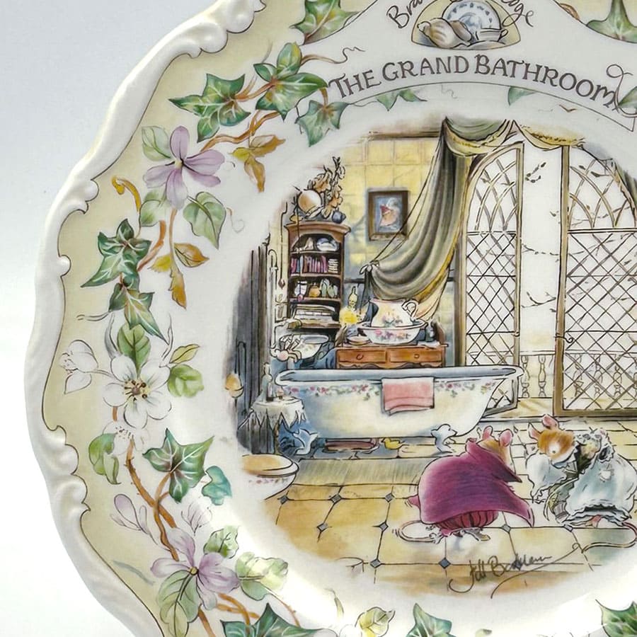 Brambly Hedge Royal Doulton Grand Bathroom Plate - Clyde on 4th