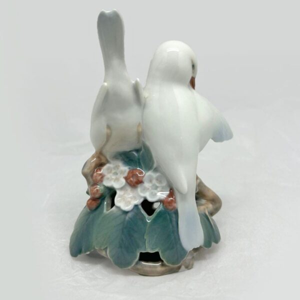 Royal Copenhagen Love Birds 402