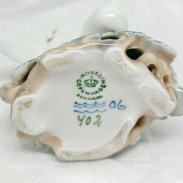Royal Copenhagen Love Birds 402