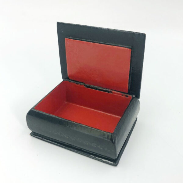 Russian Hand Painted Lacquered Box Floral