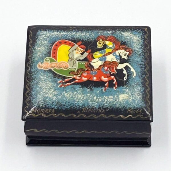 Russian Hand Painted Lacquered Box Horses and Sleigh