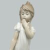 Nao Lladro  Figurine Girl Yawning
