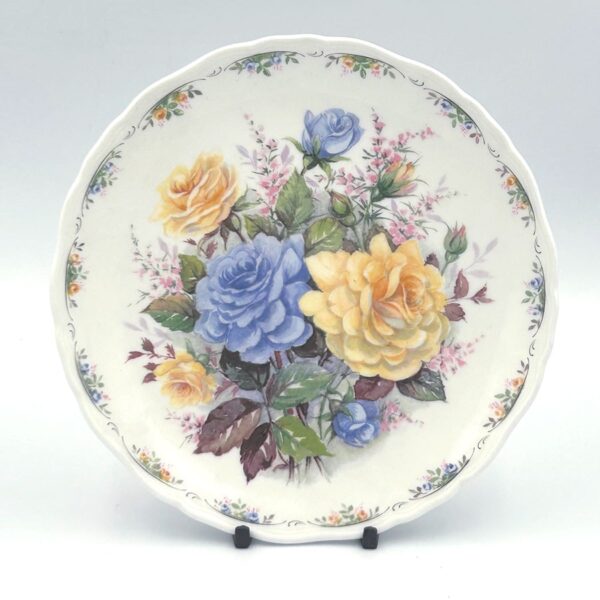 Royal Albert Rose Garden Collection Blue Moon