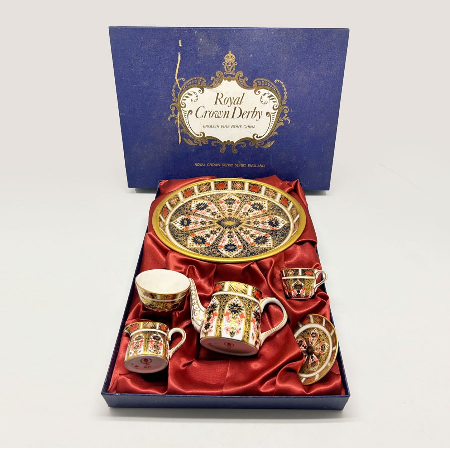  CROWN DERBY 1128 箱付き Royal Crown Derby English Bone China 1128 Royal Crown Derby