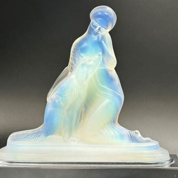 Art Deco Opalescent Glass Etling Figural Lamp Of A lady And Dog