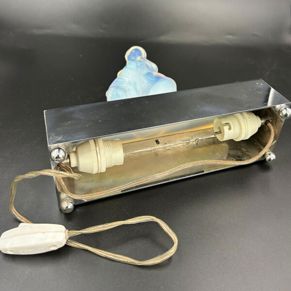 Art Deco Opalescent Glass Etling Figural Lamp Of A lady And Dog