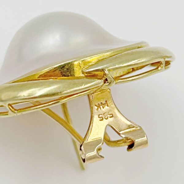 Pair 14ct Gold Mabé Pearl  Earrings