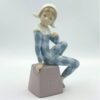 Lladro Figurine Harlequin B 5076
