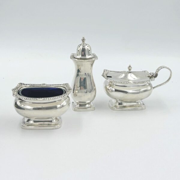 Hallmarked Silver Condiment Set Birmingham 1937 Boxed