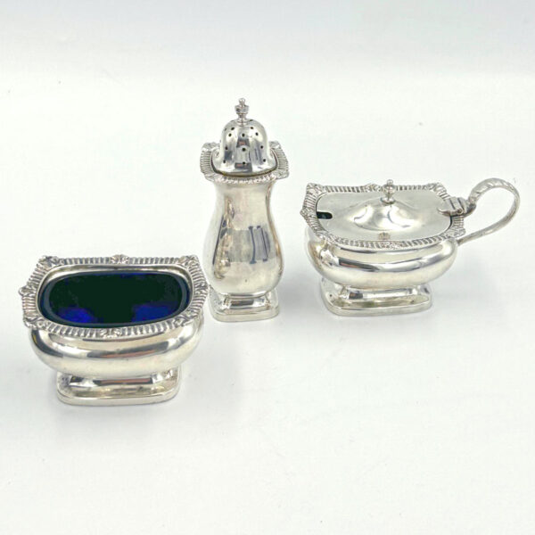 Hallmarked Silver Condiment Set Birmingham 1937 Boxed