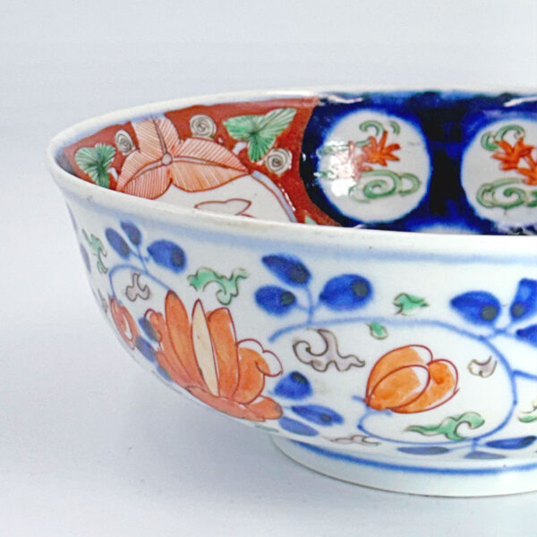 Japanese-Imari-footed-bowl-20th-2 Japanese Imari Footed Bowl 20th