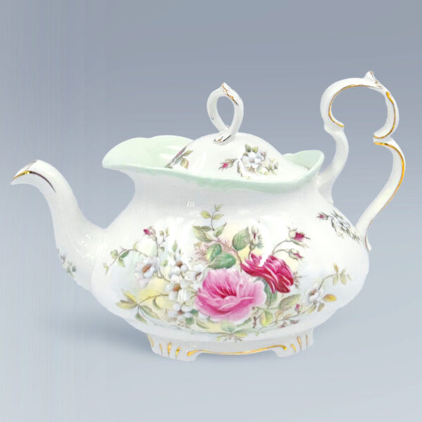 Royal Albert Memories Gainsborough Tea Pot C1970