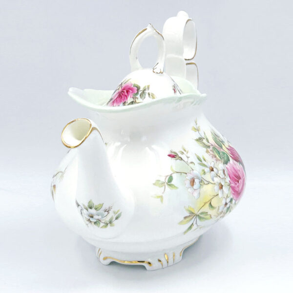 Royal Albert Memories Gainsborough Tea Pot C1970