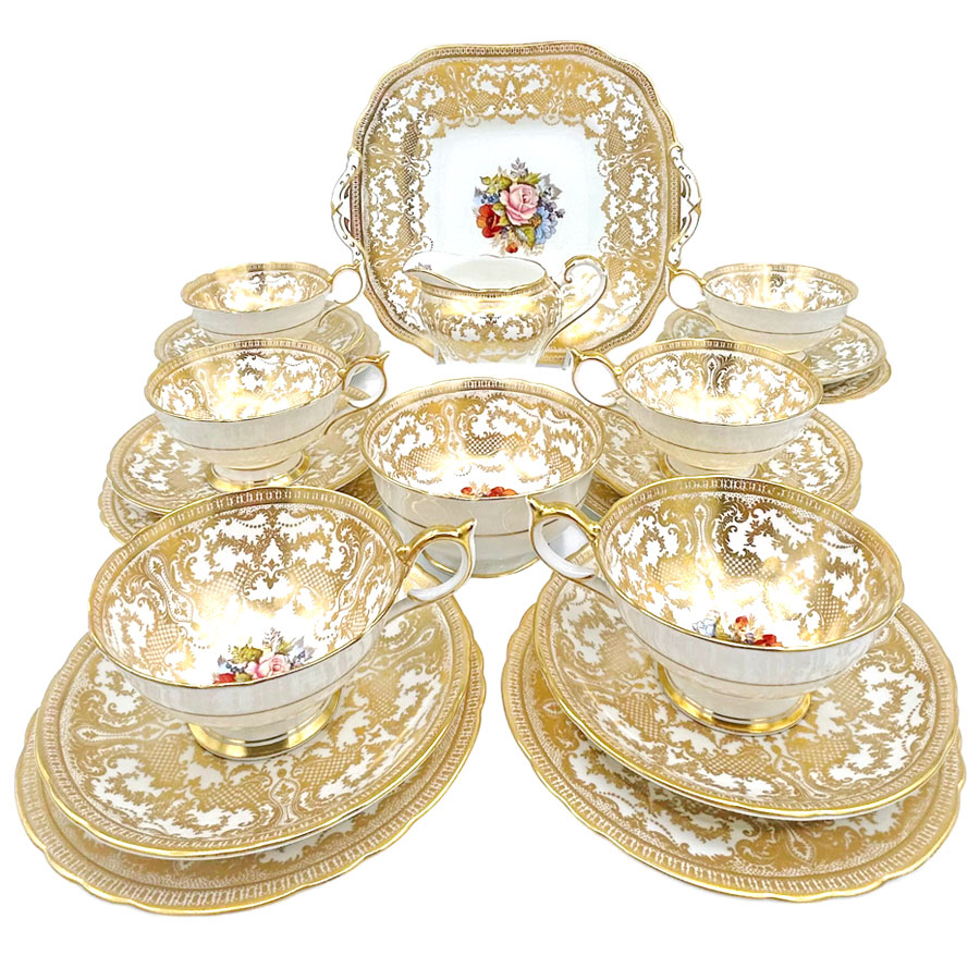 Aynsley Cabbage Rose 21 Piece Tea Set Signed Bailey - Clyde on 4th