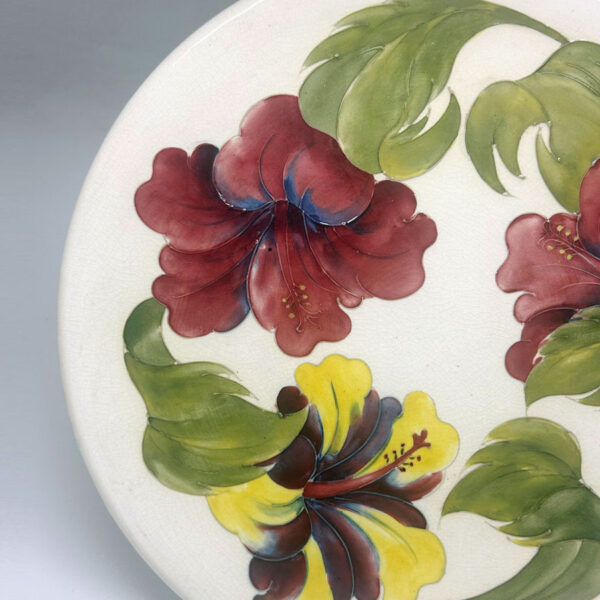 Moorcroft Hibiscus Charger  Ivory Ground C1974
