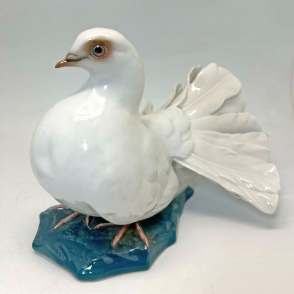 Rosenthal Pair Courting Doves Figurines Designed By Fritz Heinenreich C1950