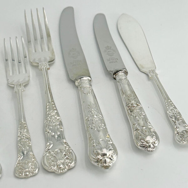Silver Plated Cooper Brothers Kings Pattern Canteen of Cuttlery 139 Piece