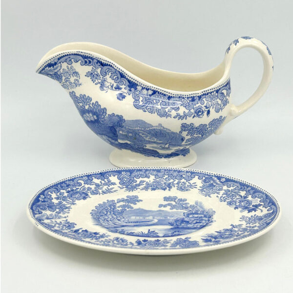 Spode Copeland Severn Sauce Boat On Stand
