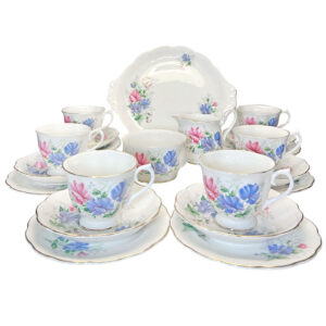 Royal Albert Sweet Pea Friendship 21 Piece Tea Service