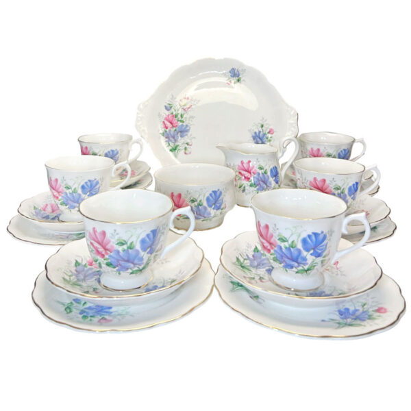 Royal Albert Sweet Pea Friendship 21 Piece Tea Service