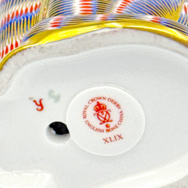 Royal Crown Derby Cat  Paperweight XLIX
